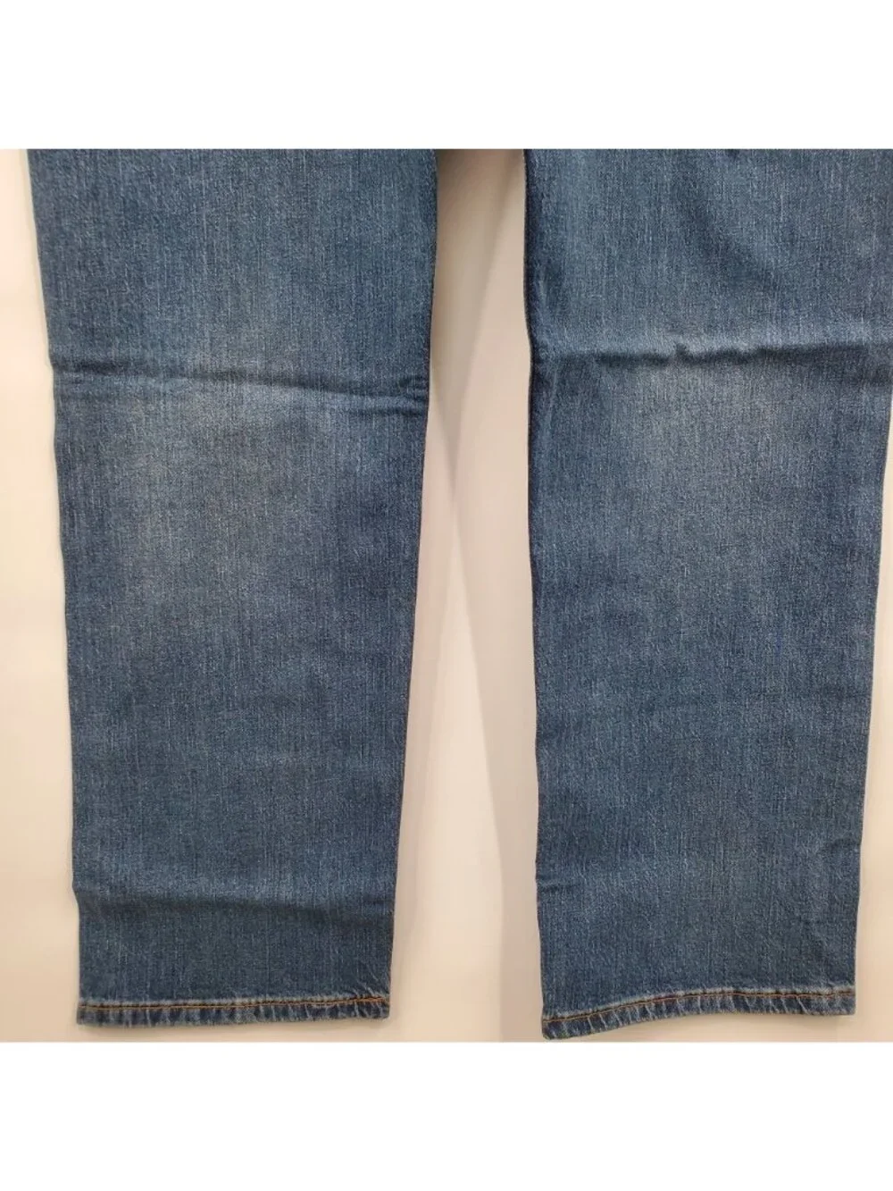 Levi's 505 Regular Ease Regular Straight Leg Midweight Jeans Men Size 36x32 NWT